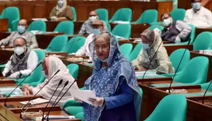 চোর ধরছি আমরা আর আমাদেরকেই চোর বলা হচ্ছে, এটাই দুর্ভাগ্য: প্রধানমন্ত্রী