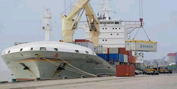 মোংলা বন্দরে করোনার প্রভাব পড়েনি, বাড়ছে আমদানি রফতানি