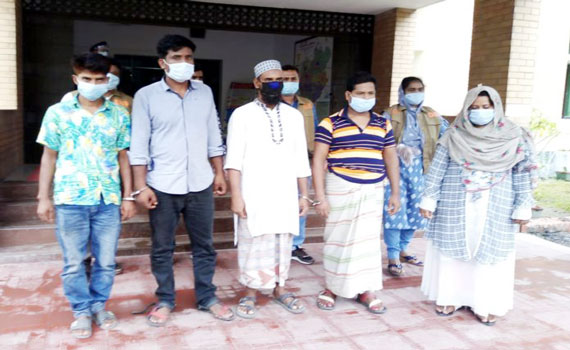 জমজমাট ফিটিং বাণিজ্য: প্রতারকচক্রের ৫ সদস্য গ্রেফতার