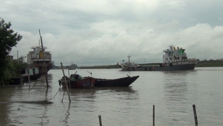 দেশের ২০ টি অঞ্চলে বৃষ্টির সম্ভাবনা; নদী বন্দরে ১ নং সতর্ক সংকেত