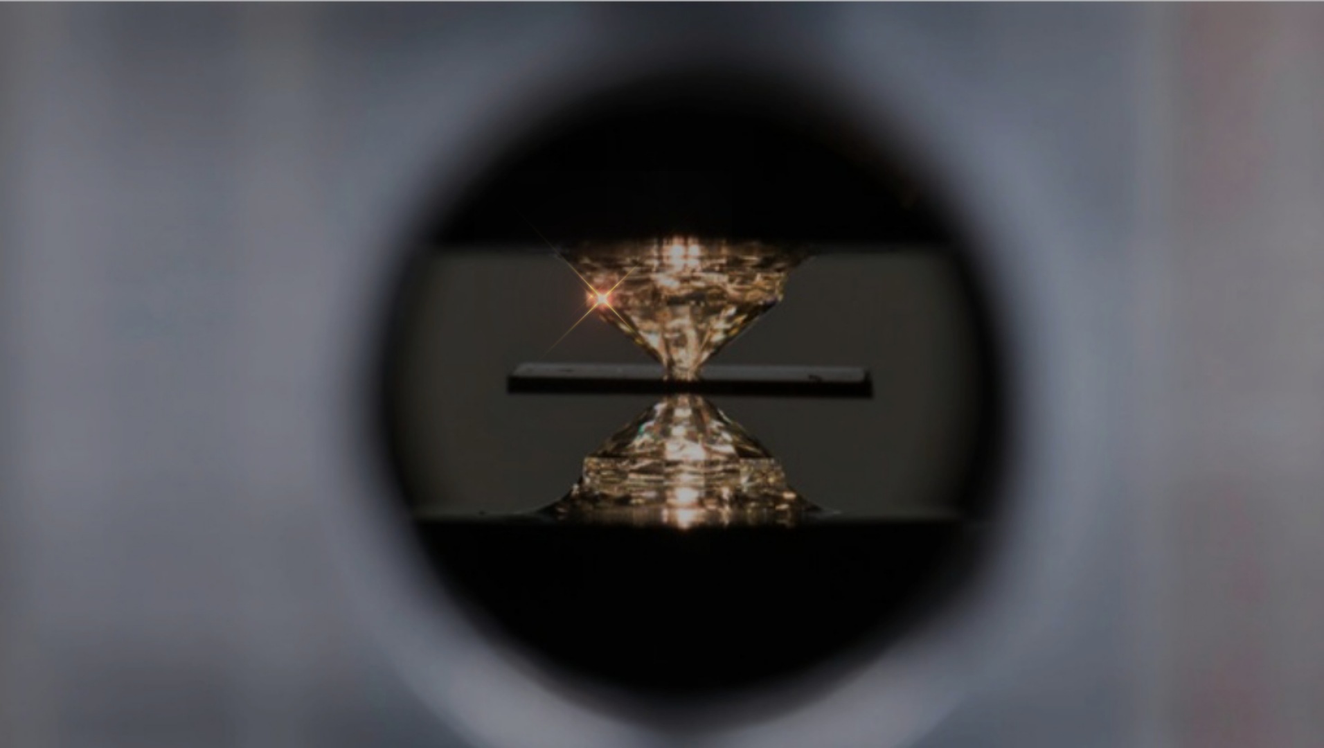 আবিষ্কারে নতুন উদ্ভাবন : অপচয় ছাড়াই বিদ্যুৎ পরিবহণ এইবার