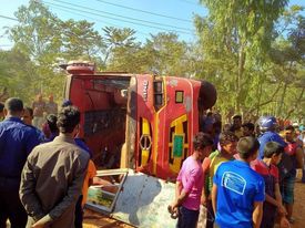 ছেলের শশুর বাড়ীতে দাওয়াত খাওয়া হল না:বাসের ধাক্কা কেড়ে নিল প্রাণ