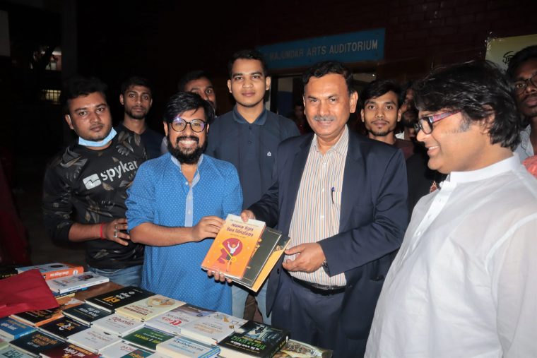 ঢাকা বিশ্ববিদ্যালয়