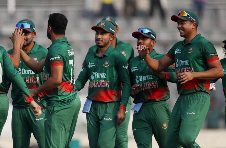 ব্যাটিং ব্যর্থতায় হার দিয়ে শুরু এশিয়া কাপ