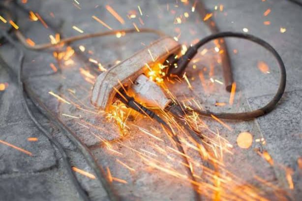 ঝিকরগাছায় বিদ্যুৎস্পৃষ্টে ফুল চাষীর মৃত্যু