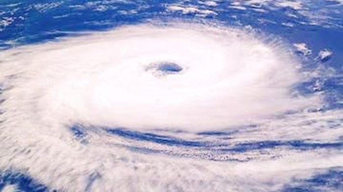 প্রবলভাবে ধেয়ে আসছে ঘূর্ণিঝড় হামুন, আঘাত হানতে পারে বুধবার