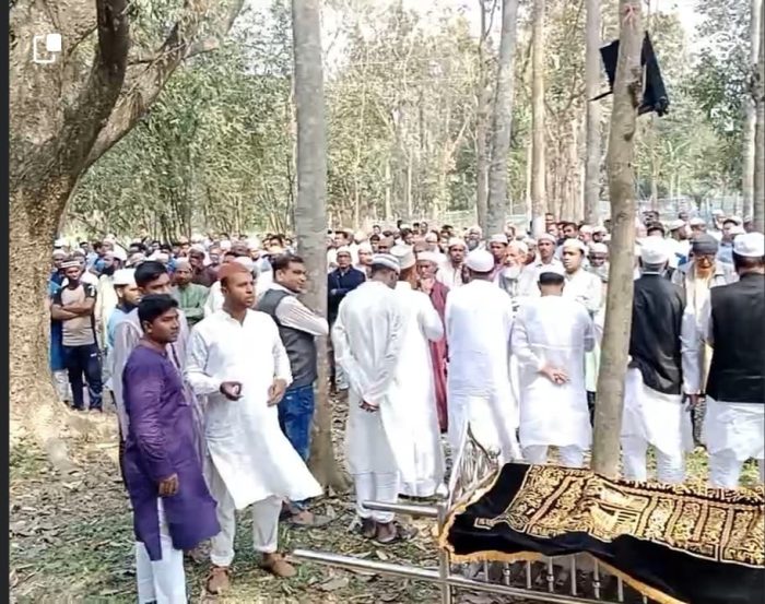 চৌগাছা আ.লীগের সাবেক সভাপতি বীর মুক্তিযোদ্ধা শাহজাহান কবীরকে রাষ্ট্রীয় মর্যাদায় দাফন