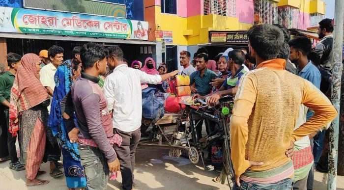 শার্শায় সড়ক দুর্ঘটনায় নিহত-১, আহত ৩জন