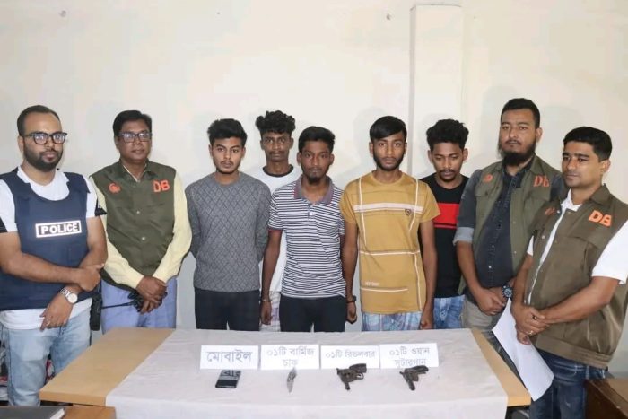 যশোরে জামায়াত নেতা হত্যায় ডিবি পুলিশের হাতে আটক ৫