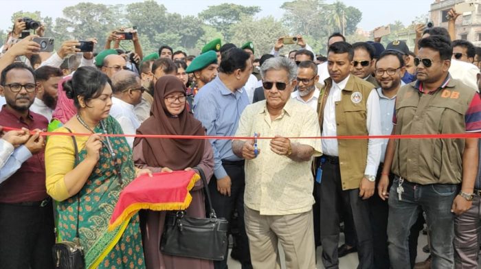 বেনাপোল স্থলবন্দরে নৌ-পরিবহন উপদেষ্টা, উদ্বোধন করলেন কার্গো টার্মিনাল