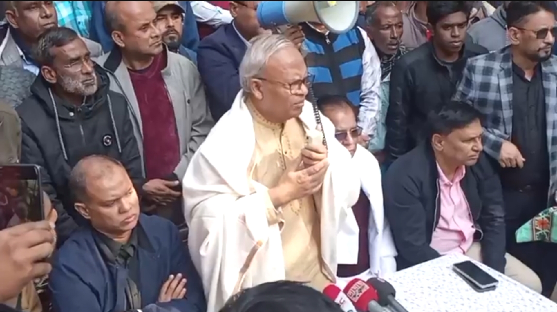 অর্থপাচার ধামাচাপা দিতে সচিবালয়ে আগুন দেওয়া হয়েছে: রংপুরে, রুহুল কবির রিজভী