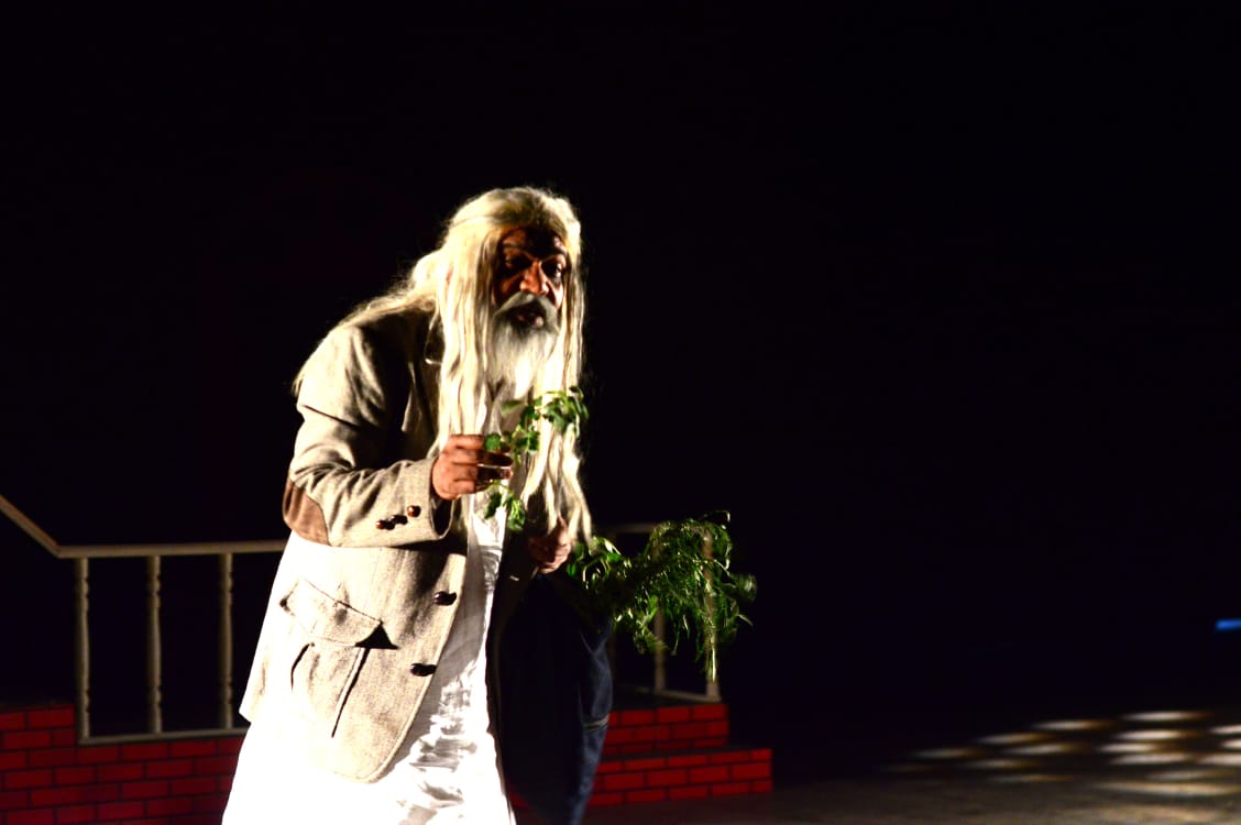 গণঅভ্যুত্থানের পরে নব রূপায়নে মঞ্চে আসছে অতঃপর প্রণয়