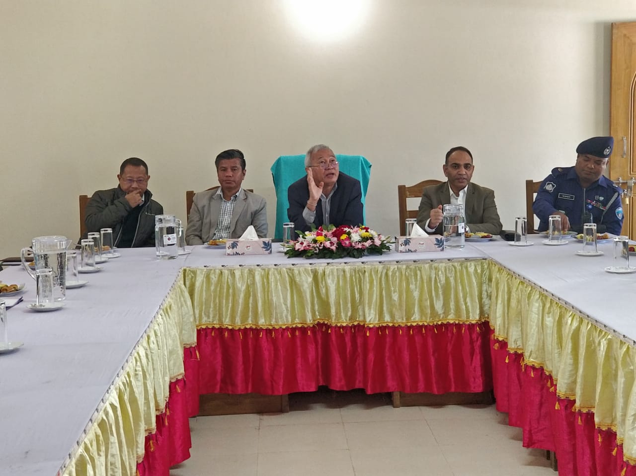 পার্বত্য এলাকার সহজ সরল মানুষদের সমস্যাগুলো অনুভব করুন আর তা সমাধান করুন-পার্বত্য উপদেষ্টা