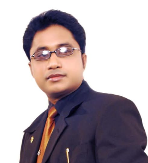 সাংবাদিক গিয়াস উদ্দিন ইমনের বিশেষ কবিতা “পুরুষ “