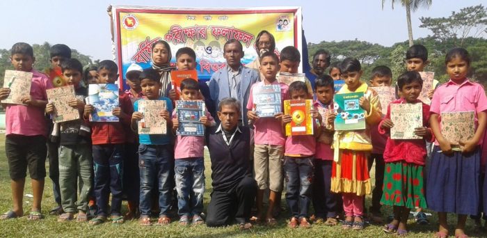 ২ যুগ ধরে ঋণ করে শিক্ষার্থীদের পাশে জুড়ান মন্ডল