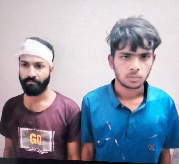 শার্শায় ফিল্মি স্টাইলে ৮ লক্ষ টাকা ছিনতাই।