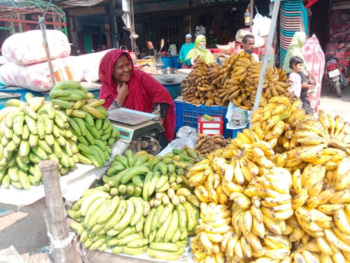 বাগআঁচড়ায় পাঁকা কলার দামে আগুন, টার্গেট রমজান মাস!
