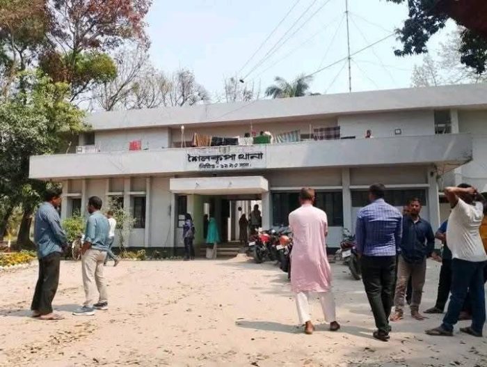 শৈলকূপায় ৬ষ্ঠ শ্রেণীর ছাত্রীকে ধর্ষণের অভিযোগ।