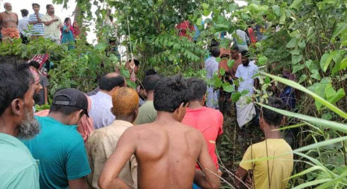 যুবকের গলা কাটা লাশ উদ্ধার! শিবচর থানা পুলিশ।