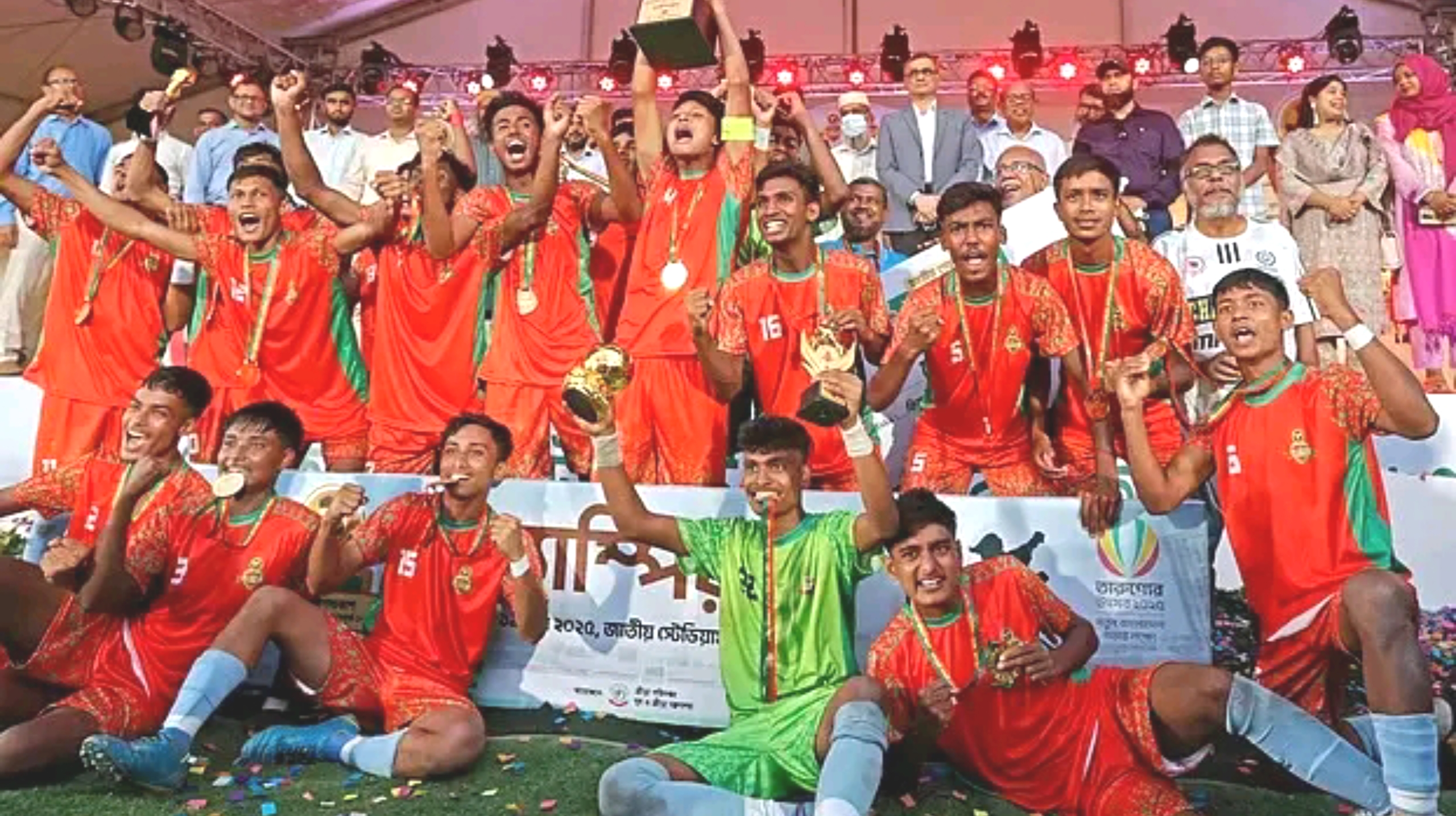 টানটান উত্তেজনায় রংপুর চ্যাম্পিয়ন: গোল্ডকাপ ফুটবলে ময়মনসিংহের স্বপ্নভঙ্গ!