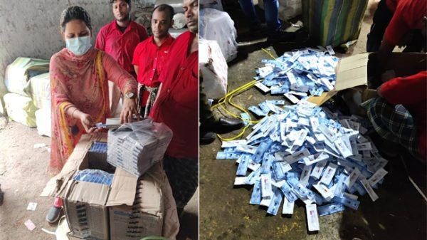 বেনাপোলে শুল্কফাঁকির দুই কোটি টাকার পণ্য চালান আটক।