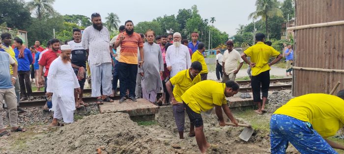 বেনাপোল স্থলবন্দর ও কাস্টমস হাউস এর পানি নিস্কাশনের সু-ব্যবস্থা করল, বেনাপোল পৌরসভা।